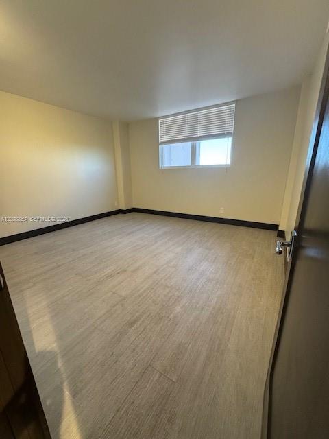 GABLES WATERWAY TOWERS CO - Residential Lease