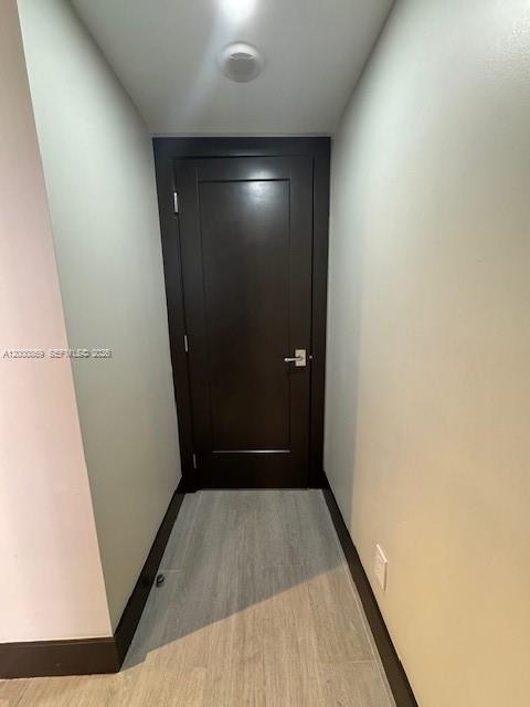 GABLES WATERWAY TOWERS CO - Residential Lease