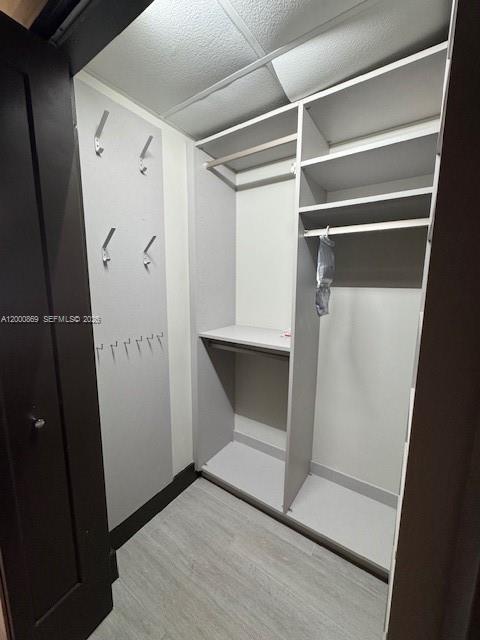 GABLES WATERWAY TOWERS CO - Residential Lease