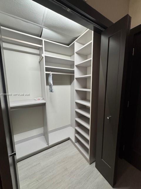 GABLES WATERWAY TOWERS CO - Residential Lease