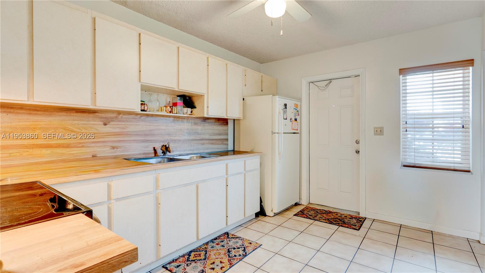 COLLINS PARC - Residential