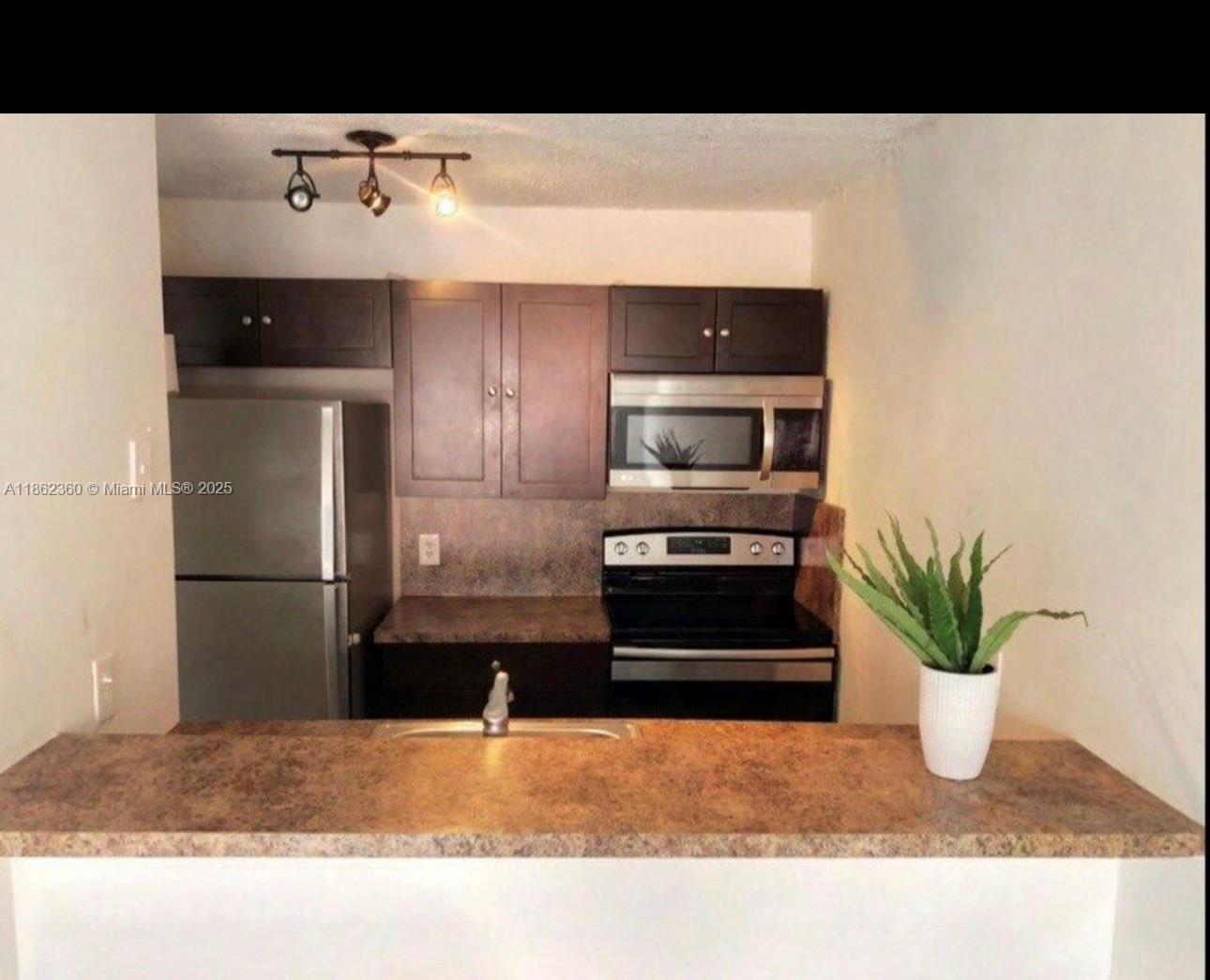 1225 NE 124th St 46B
