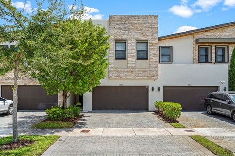 Photo of 7923 NW 104th Ct, Doral, FL 33178 (MLS # A12083381)