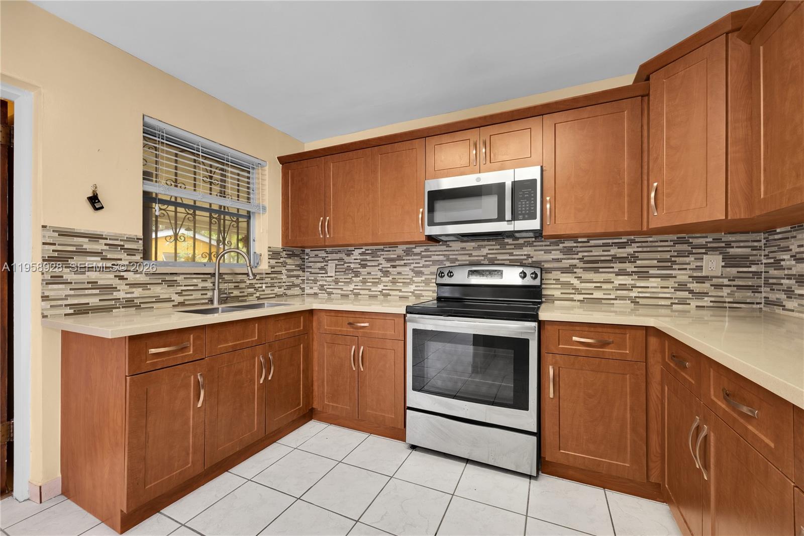 LAWRENCE EST LAND COS SUB - Residential Income