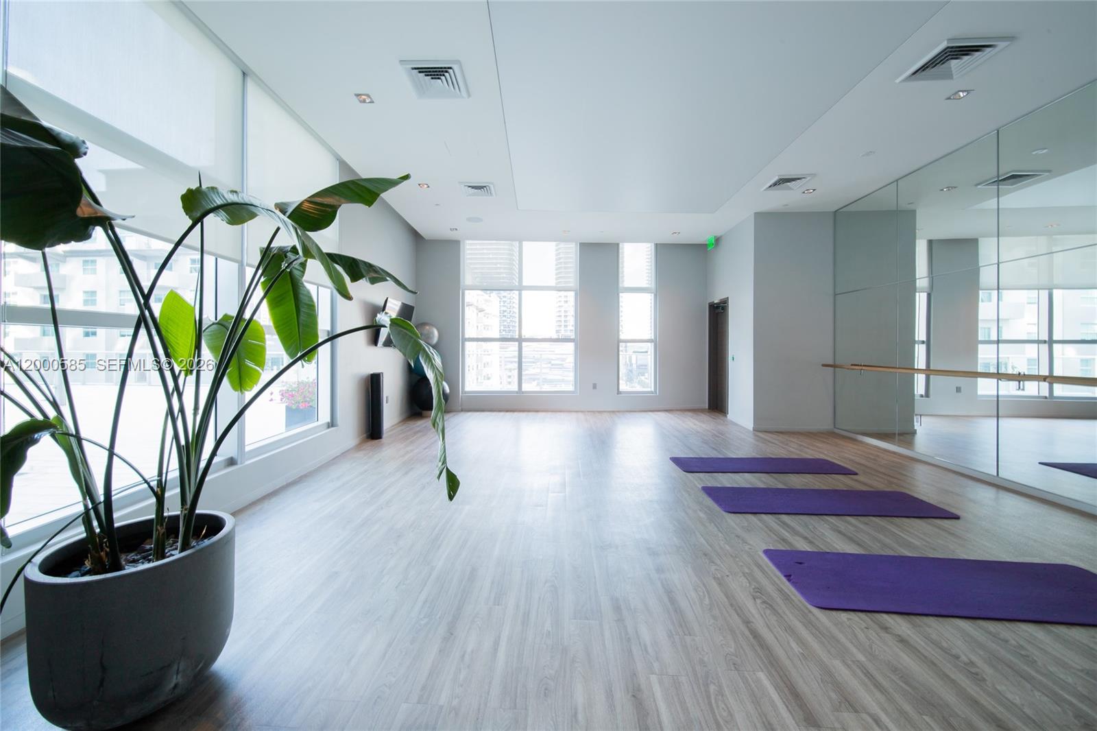 1100 MILLECENTO RESIDENCE - Residential Lease