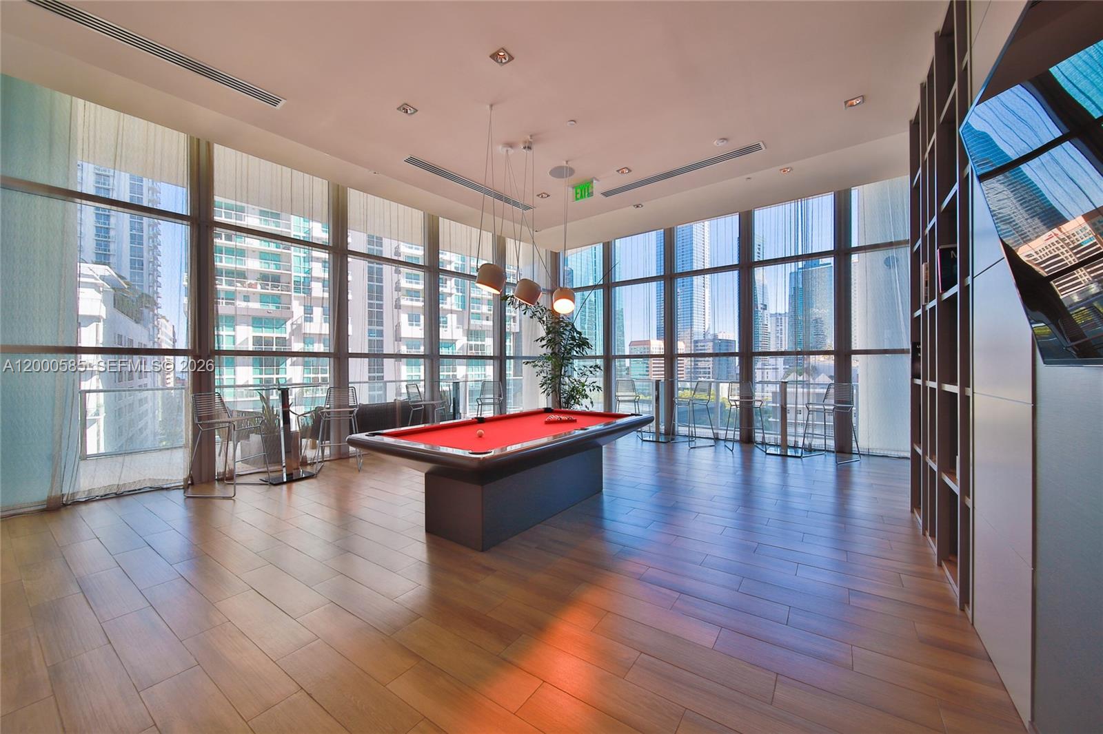 1100 MILLECENTO RESIDENCE - Residential Lease