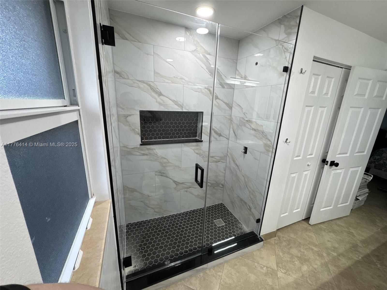 SOUTHRIDGE - Residential Lease