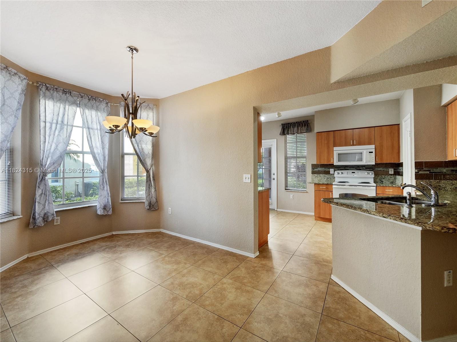 1309 Belmont Pl 1309