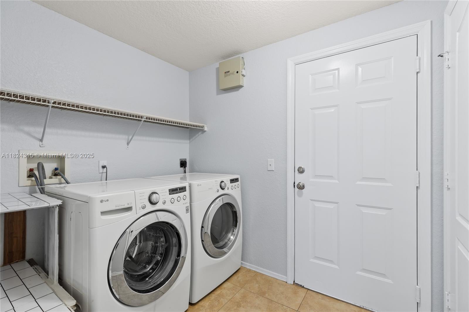 RESIDENCES OF BELMONT AT - Residential Lease