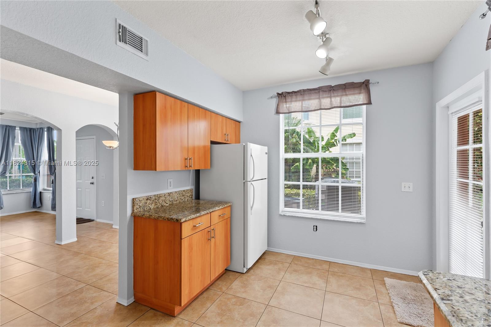 RESIDENCES OF BELMONT AT - Residential Lease