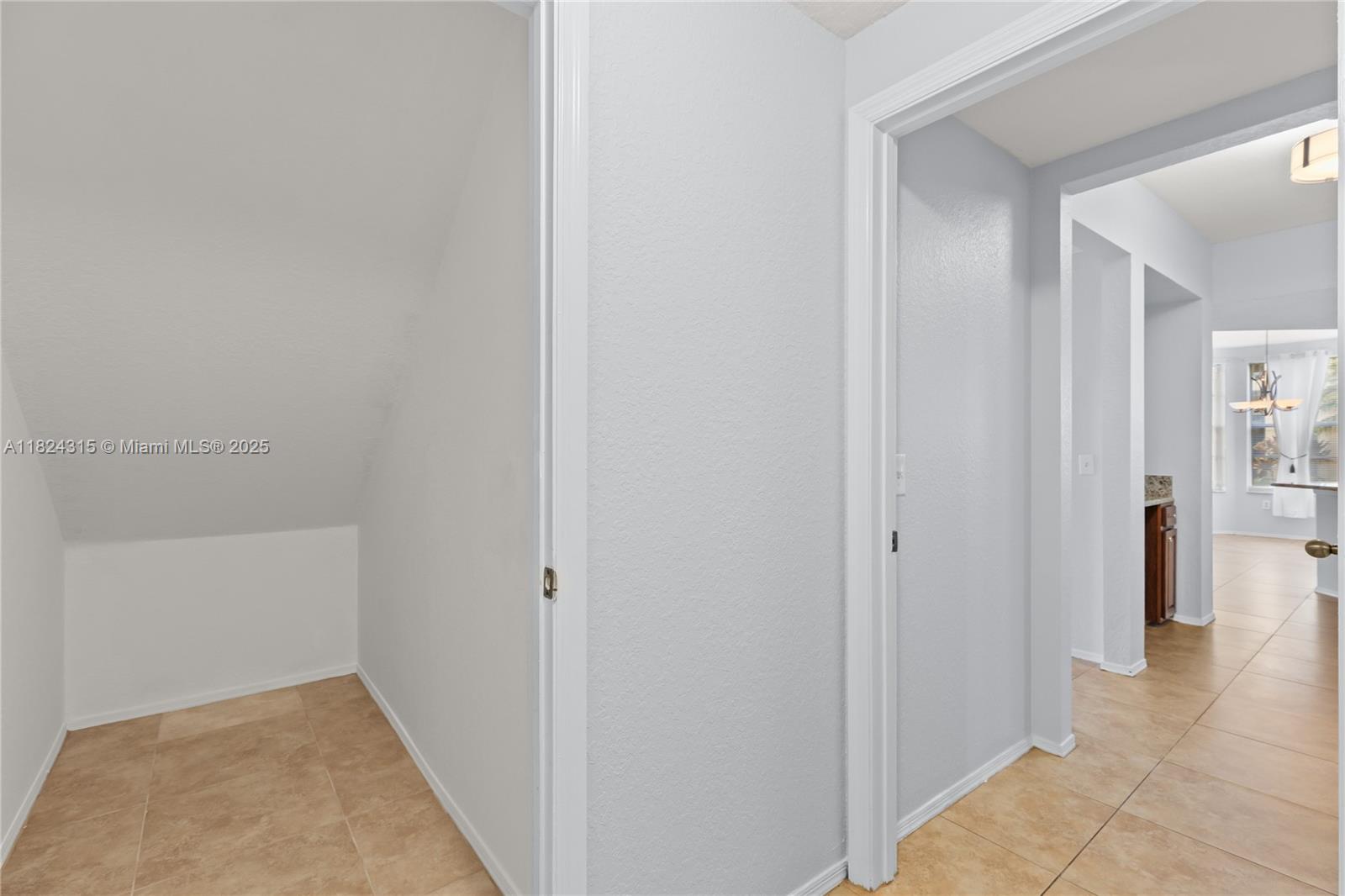 RESIDENCES OF BELMONT AT - Residential Lease