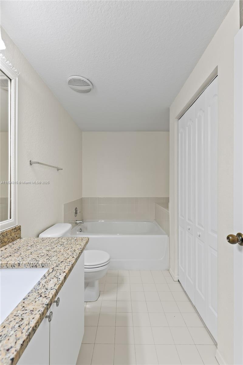 RESIDENCES OF BELMONT AT - Residential Lease