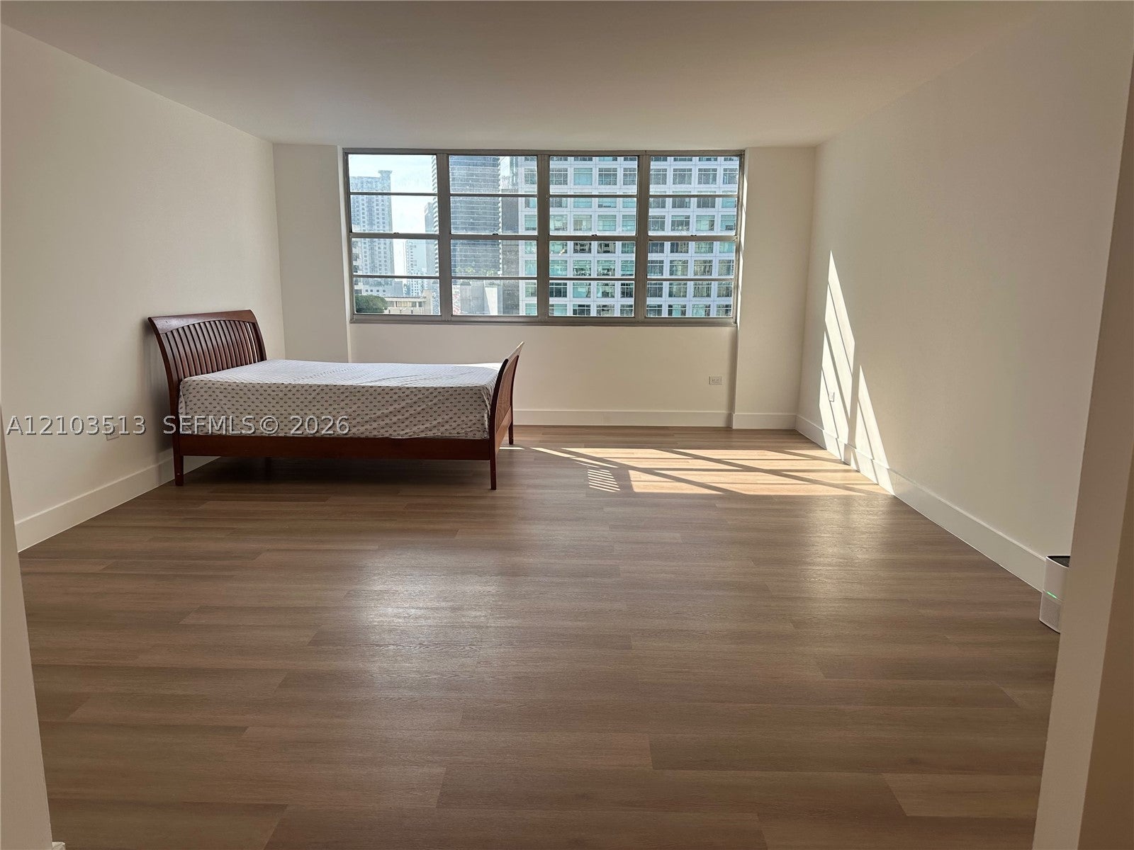View photos, virtual tours, details... 801 Brickell Bay Dr 1463