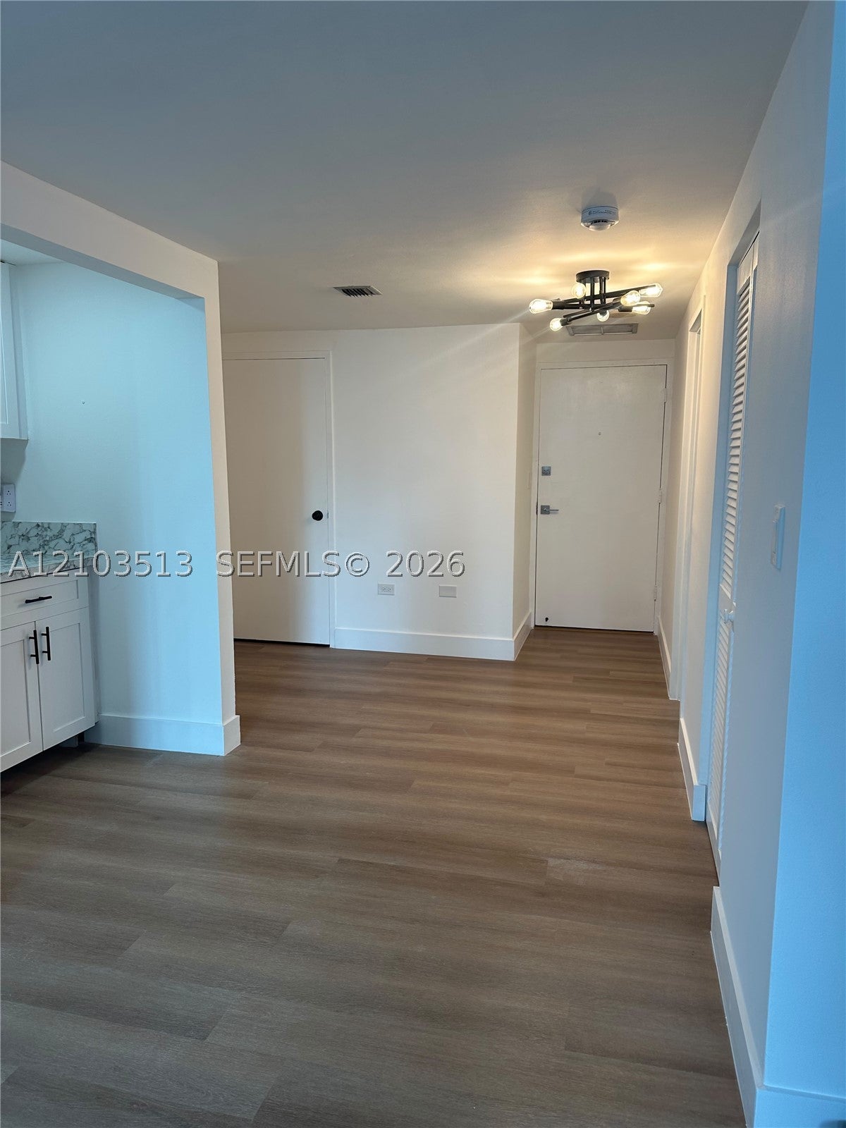 View photos, virtual tours, details... 801 Brickell Bay Dr 1463