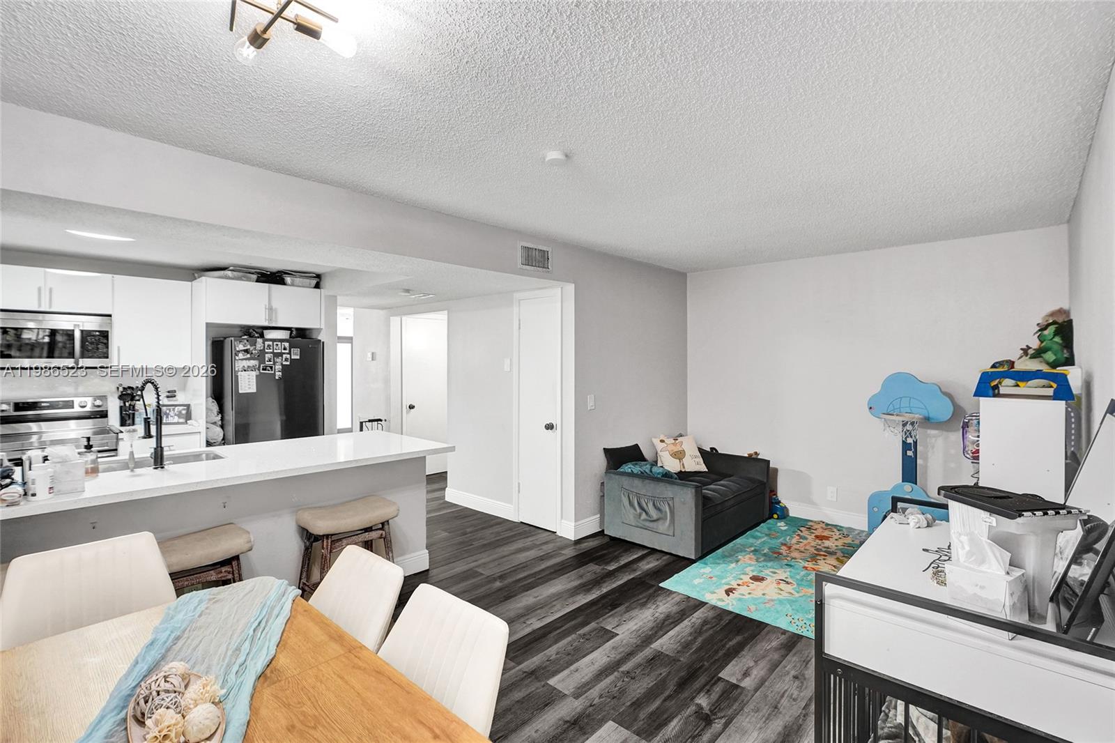 GREENBRIER DEVELOPMENT AD - Residential