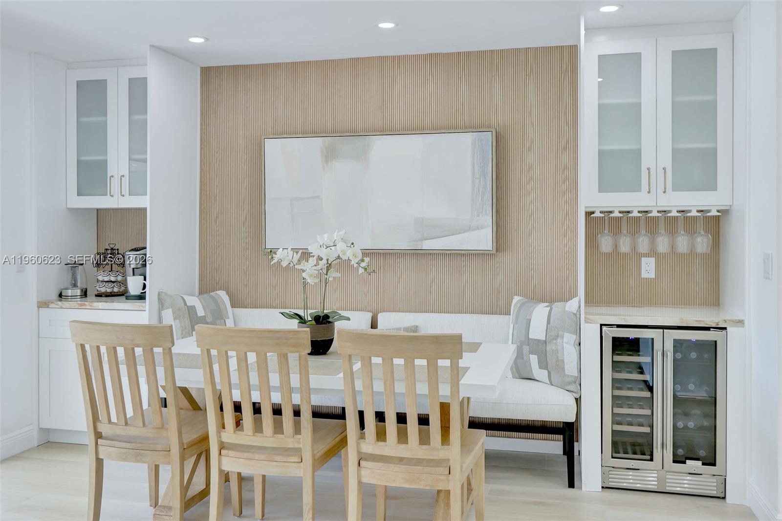 CYPRESS ISLES ESTATES FOU - Residential