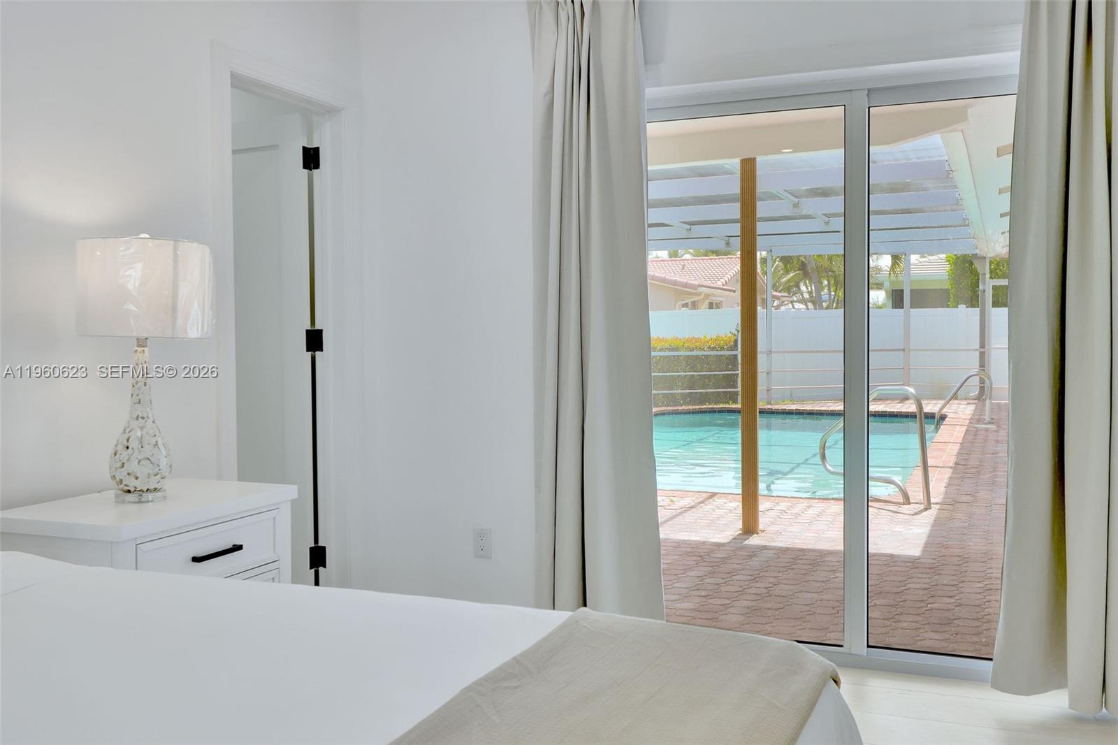 CYPRESS ISLES ESTATES FOU - Residential