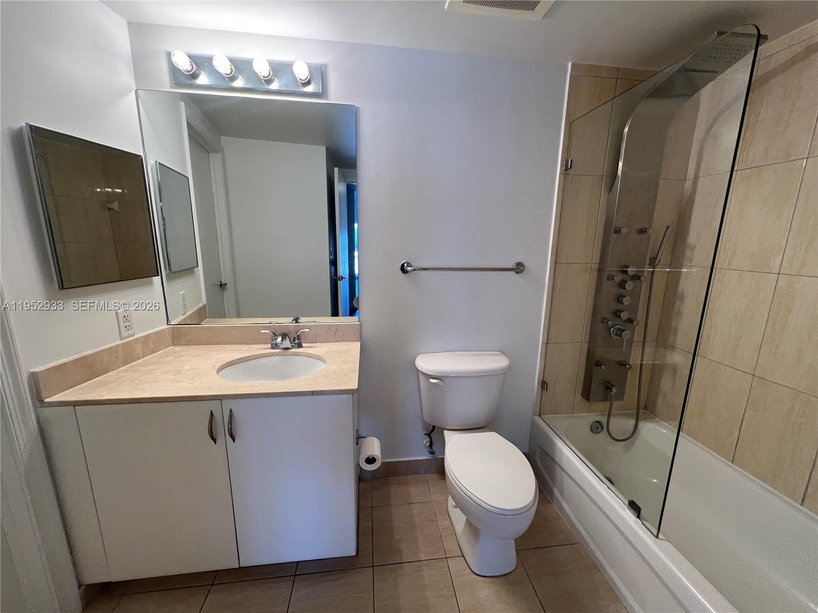 OPERA TOWER CONDO - Residential