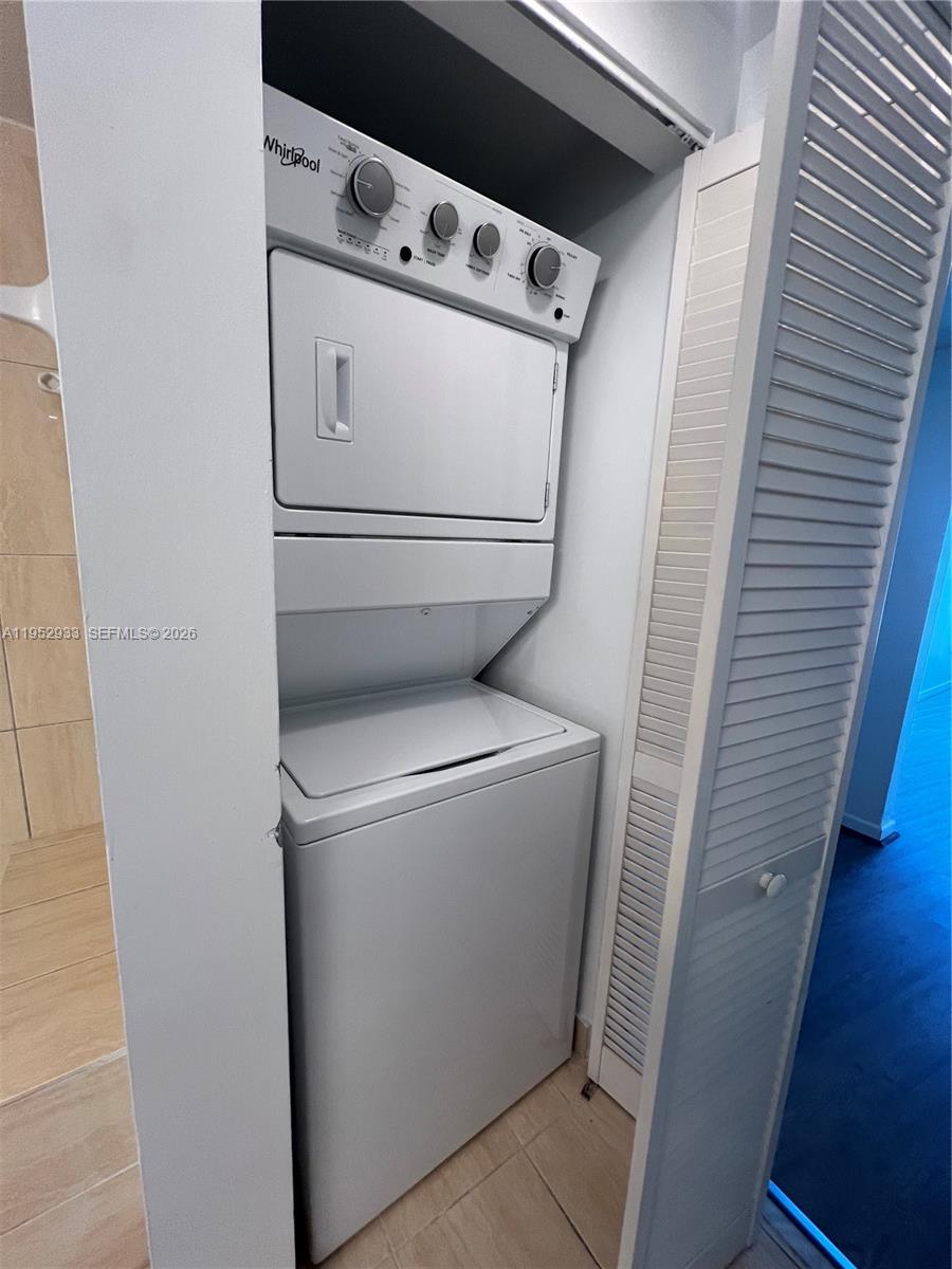 OPERA TOWER CONDO - Residential