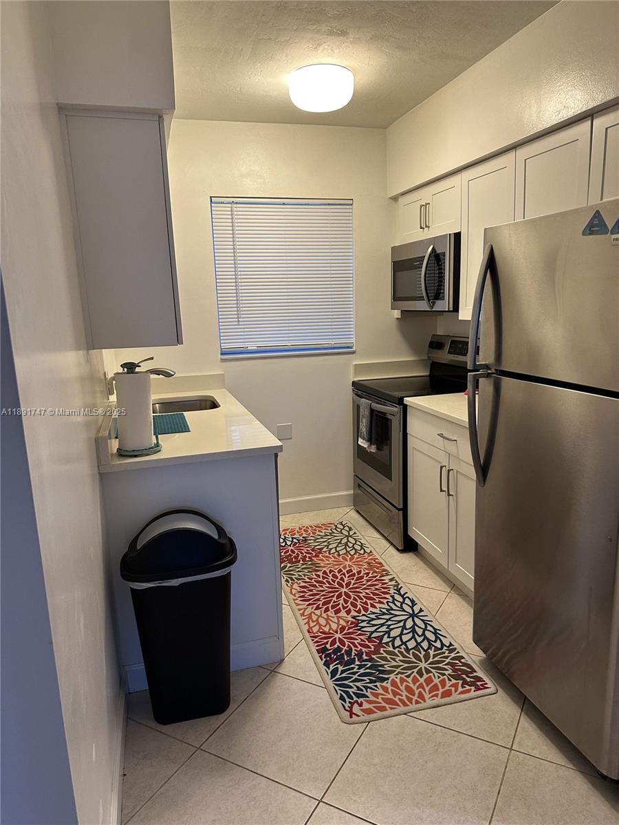 TRADE WINDS WEST - Residential