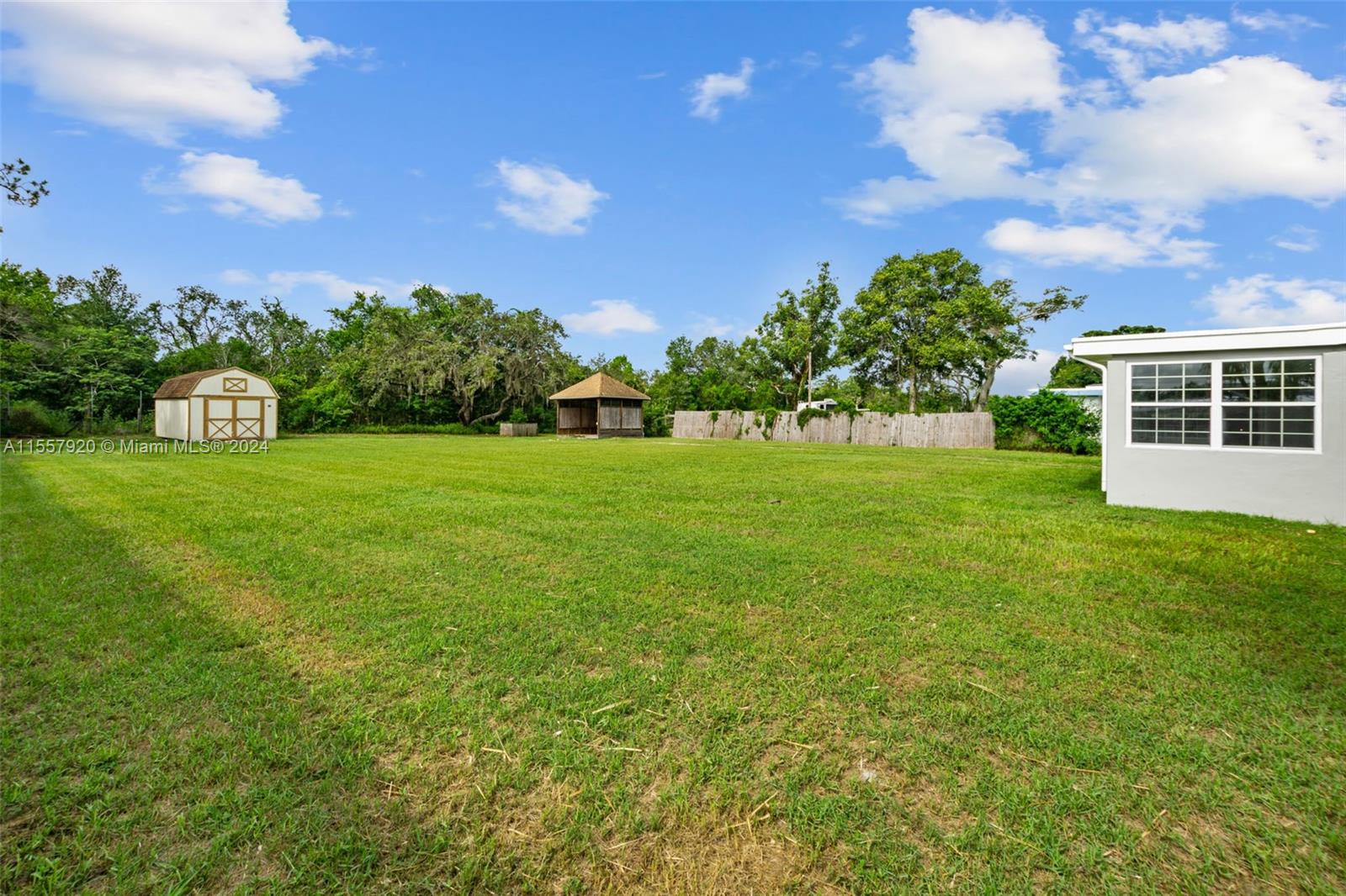 AVOCADO PARK SUB - Residential