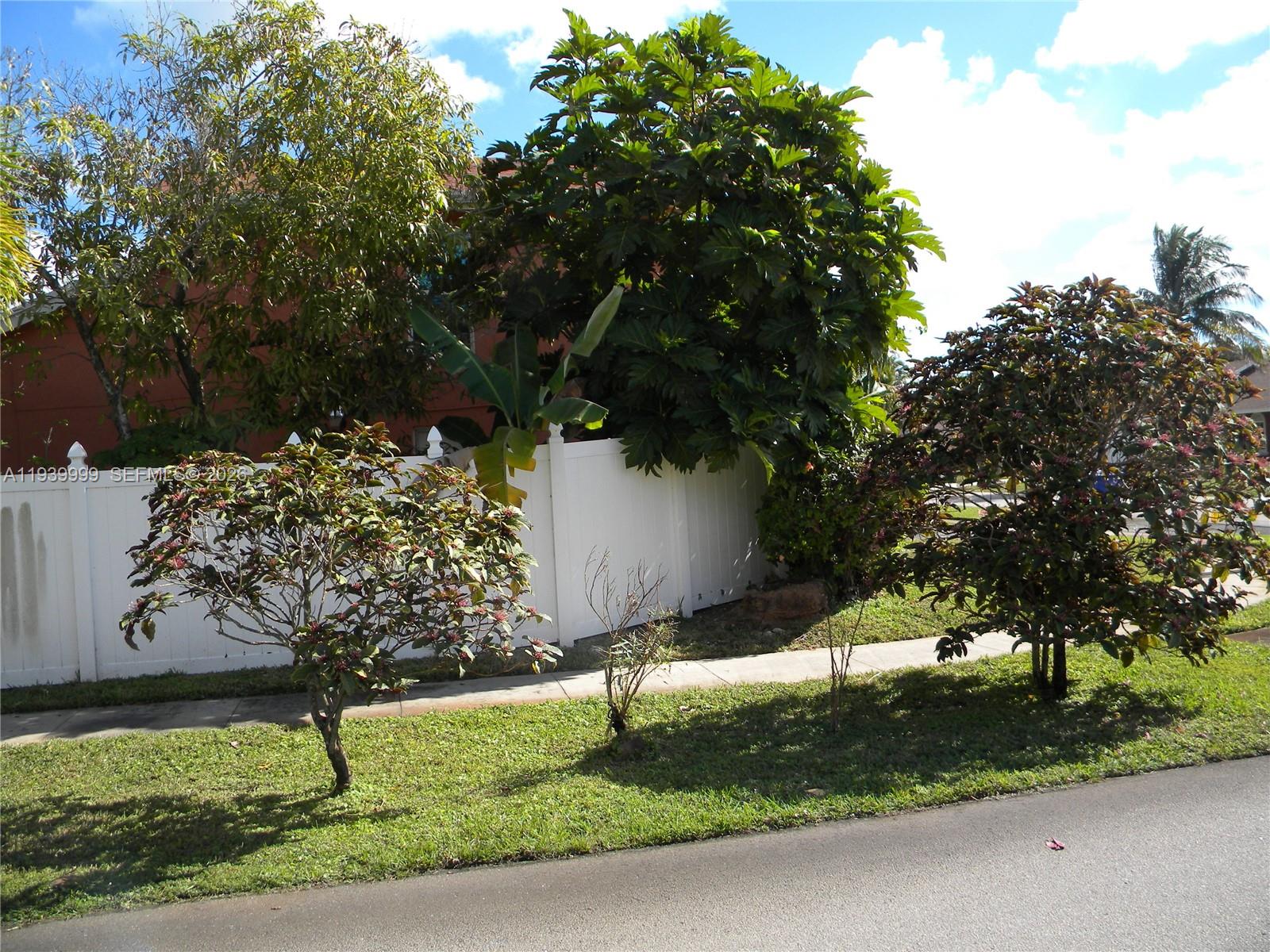 LAUDERDALE NORTH PARK SEC - Residential