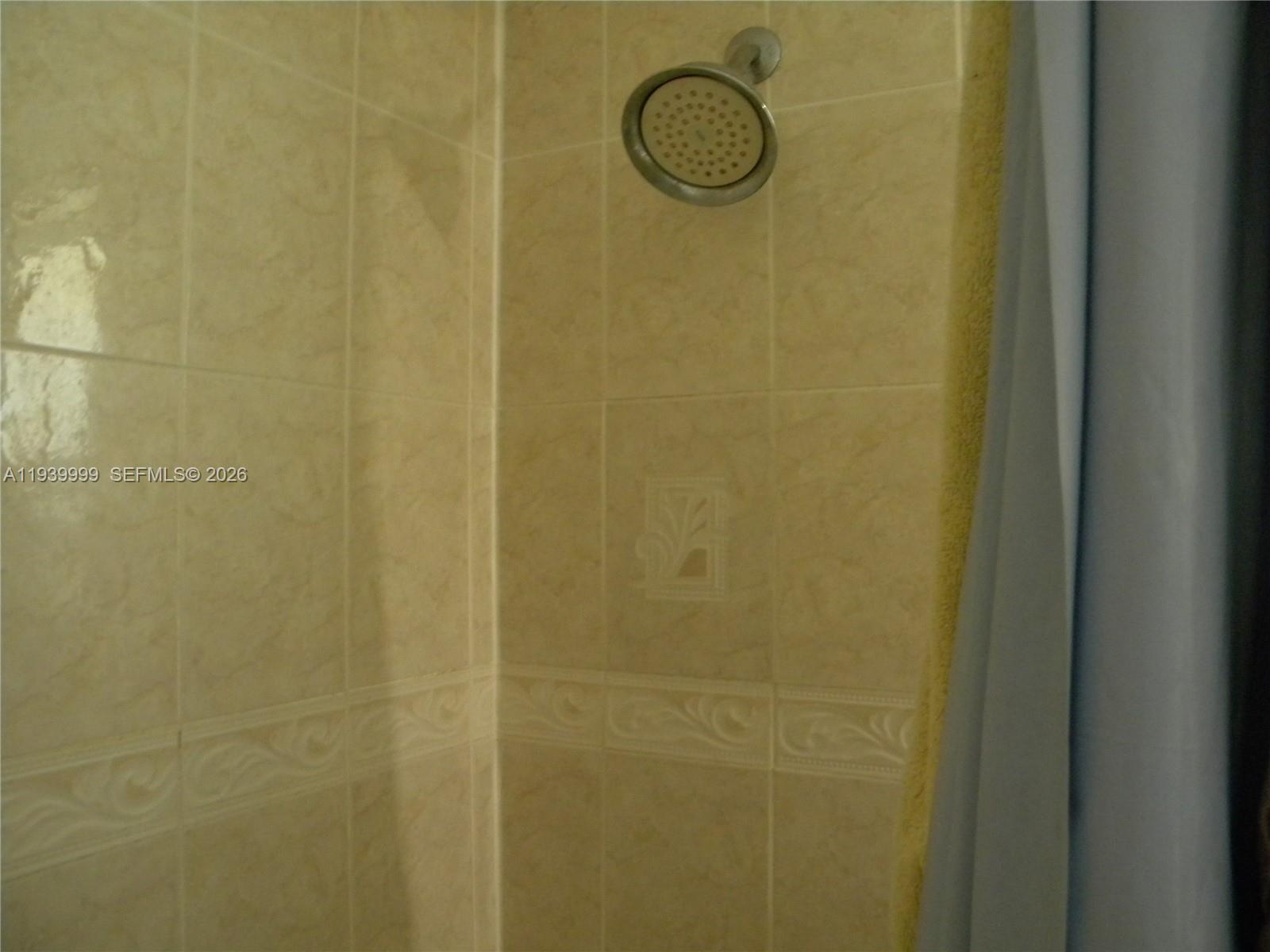 LAUDERDALE NORTH PARK SEC - Residential