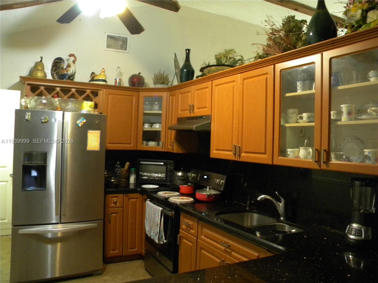 LAUDERDALE NORTH PARK SEC - Residential