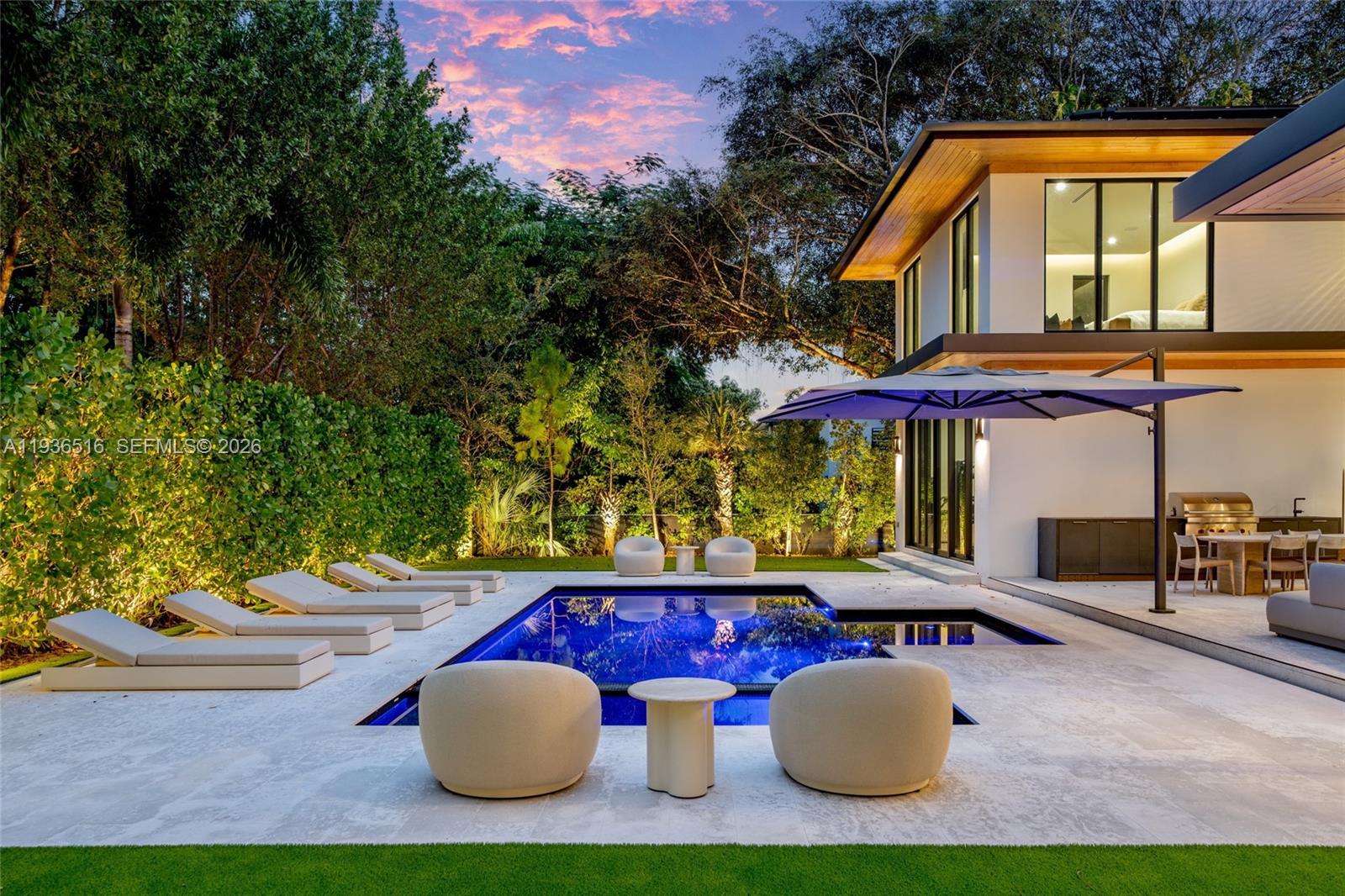 DAVIS OAKS - Residential