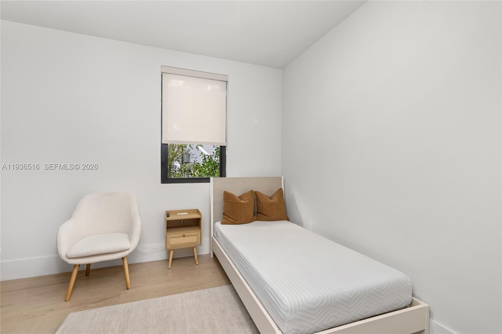 DAVIS OAKS - Residential