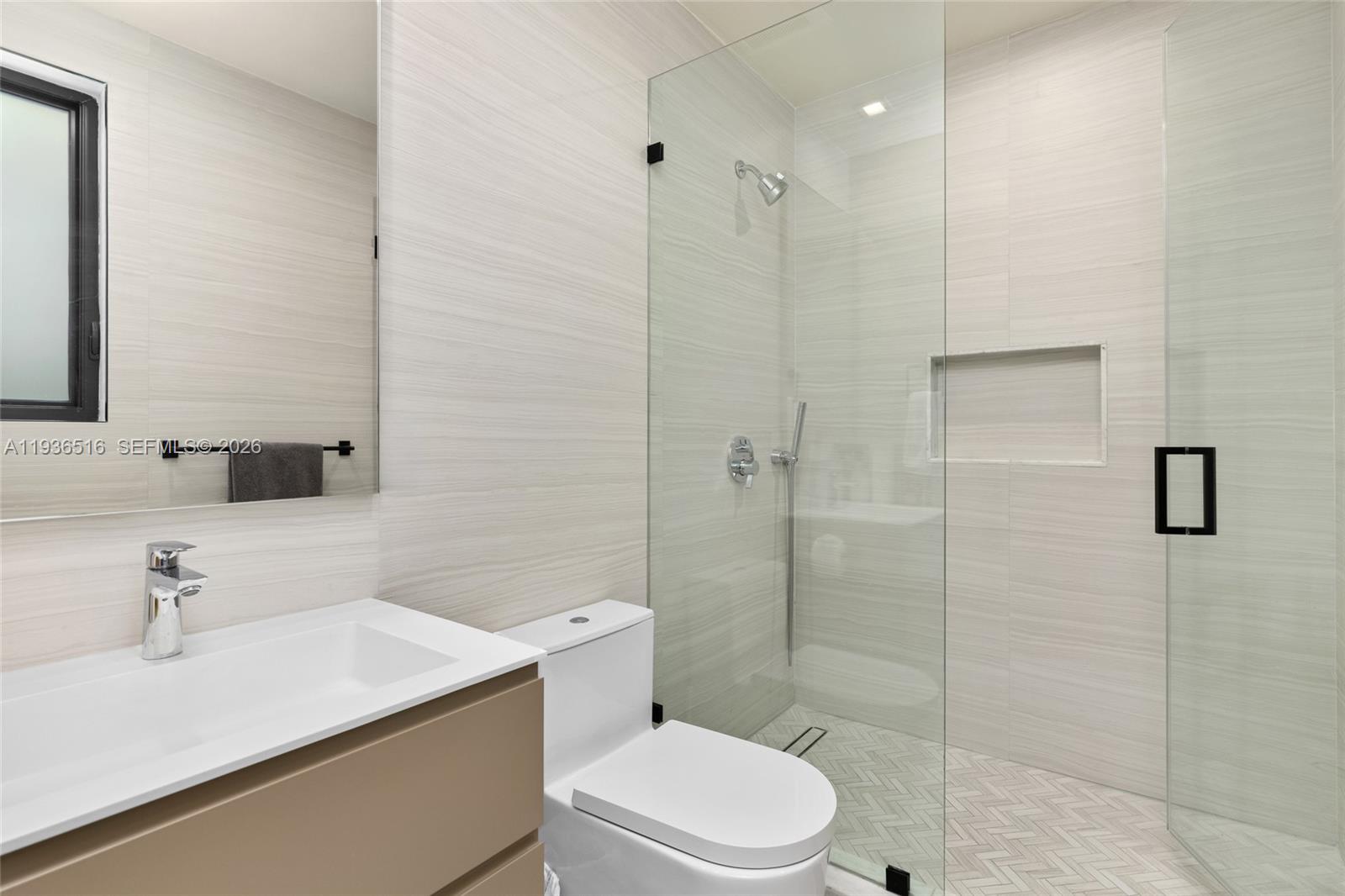 DAVIS OAKS - Residential