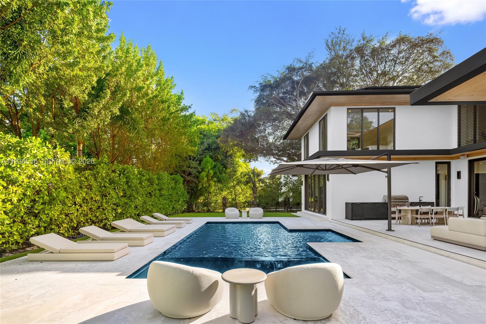 DAVIS OAKS - Residential