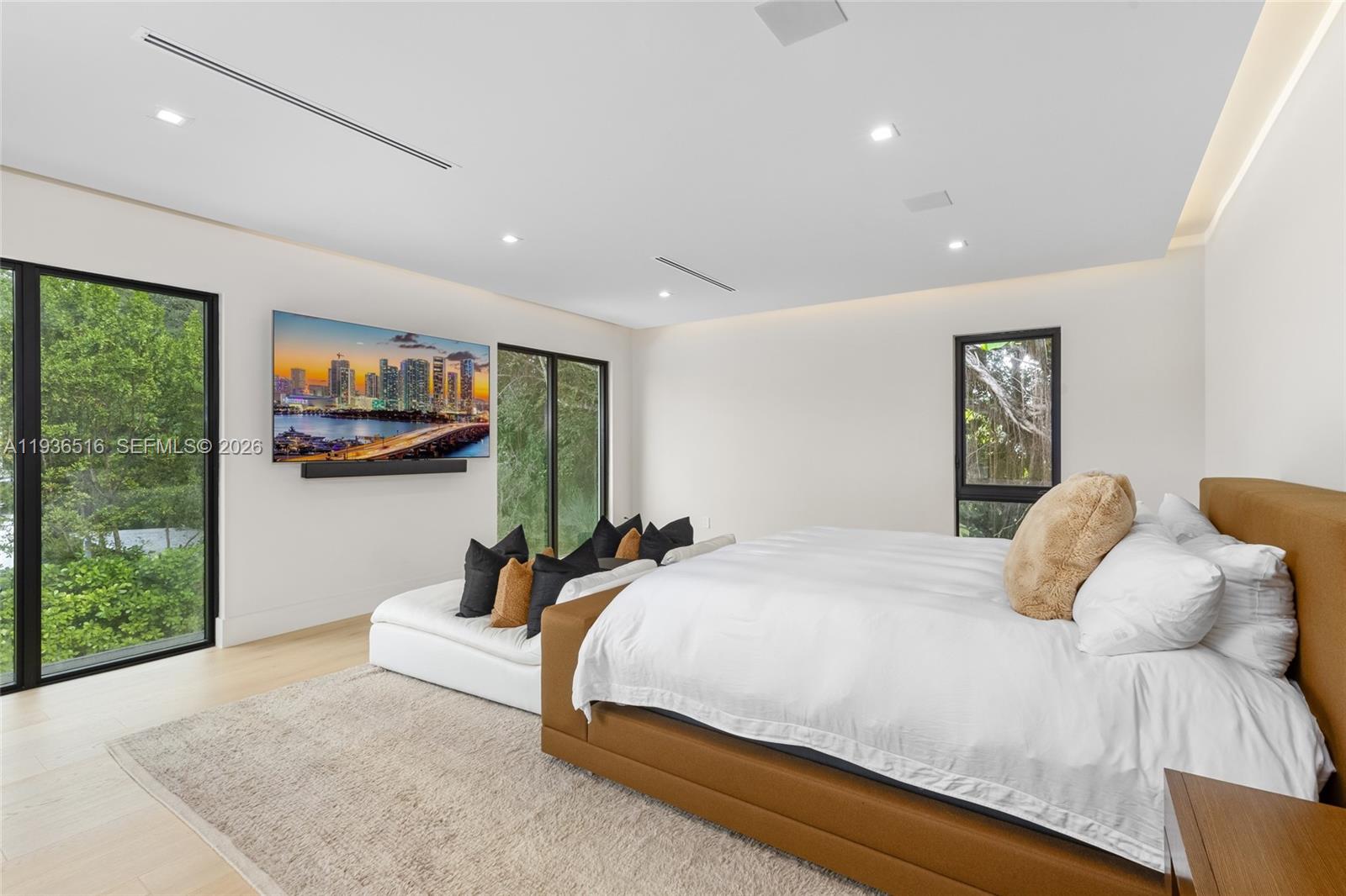 DAVIS OAKS - Residential