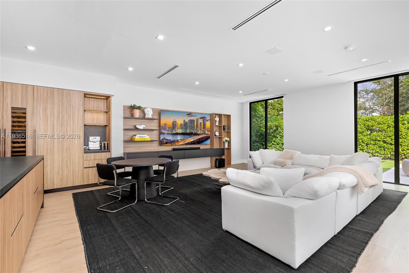 DAVIS OAKS - Residential