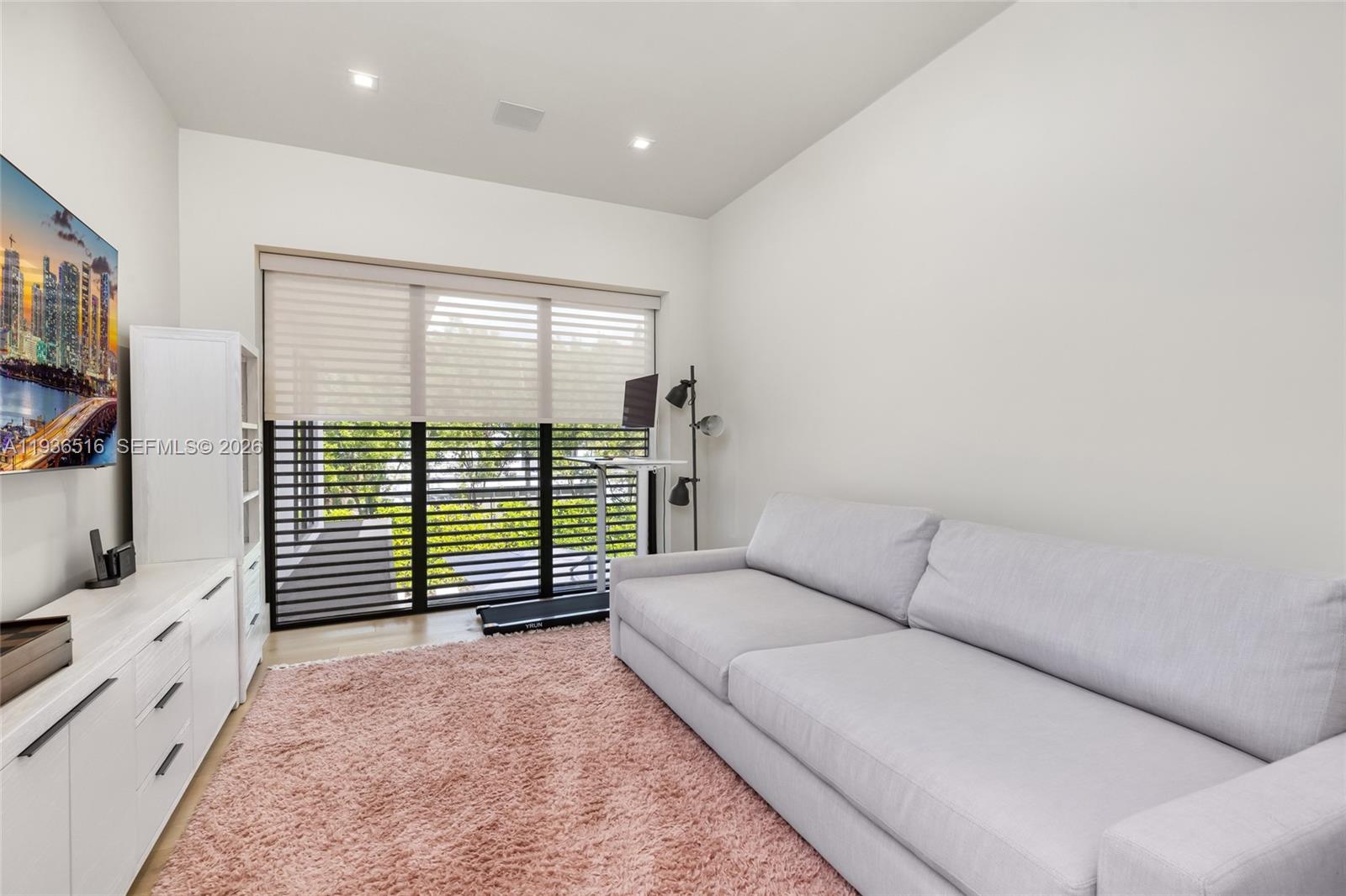 DAVIS OAKS - Residential