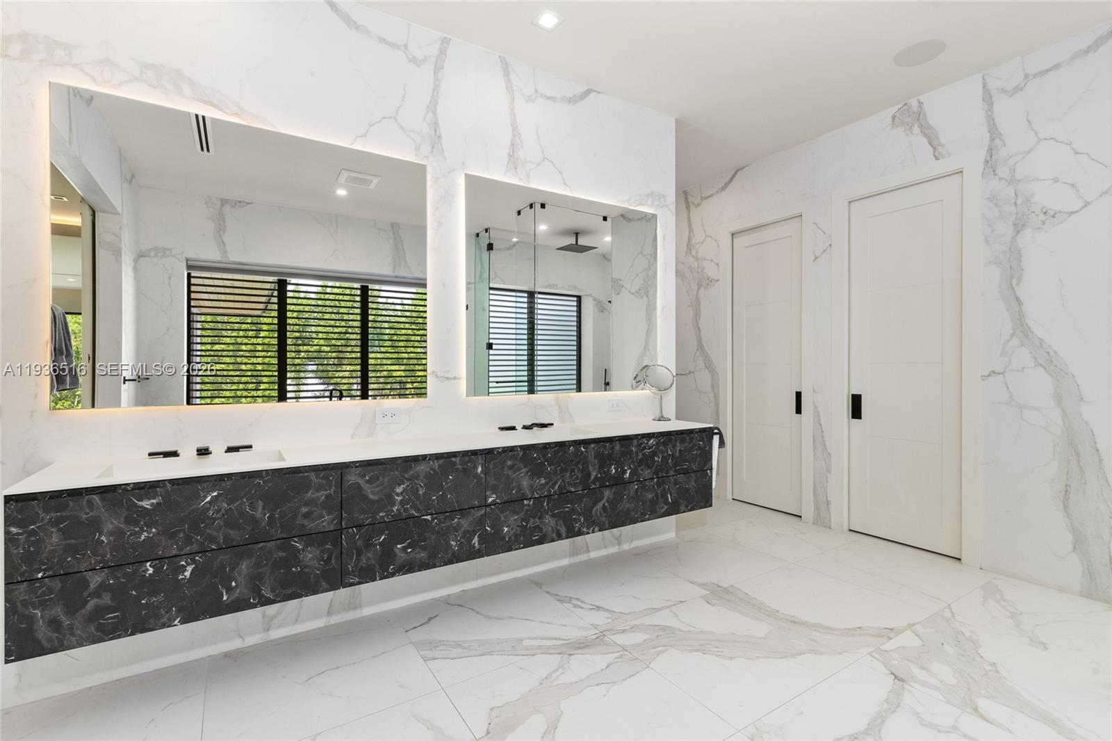 DAVIS OAKS - Residential