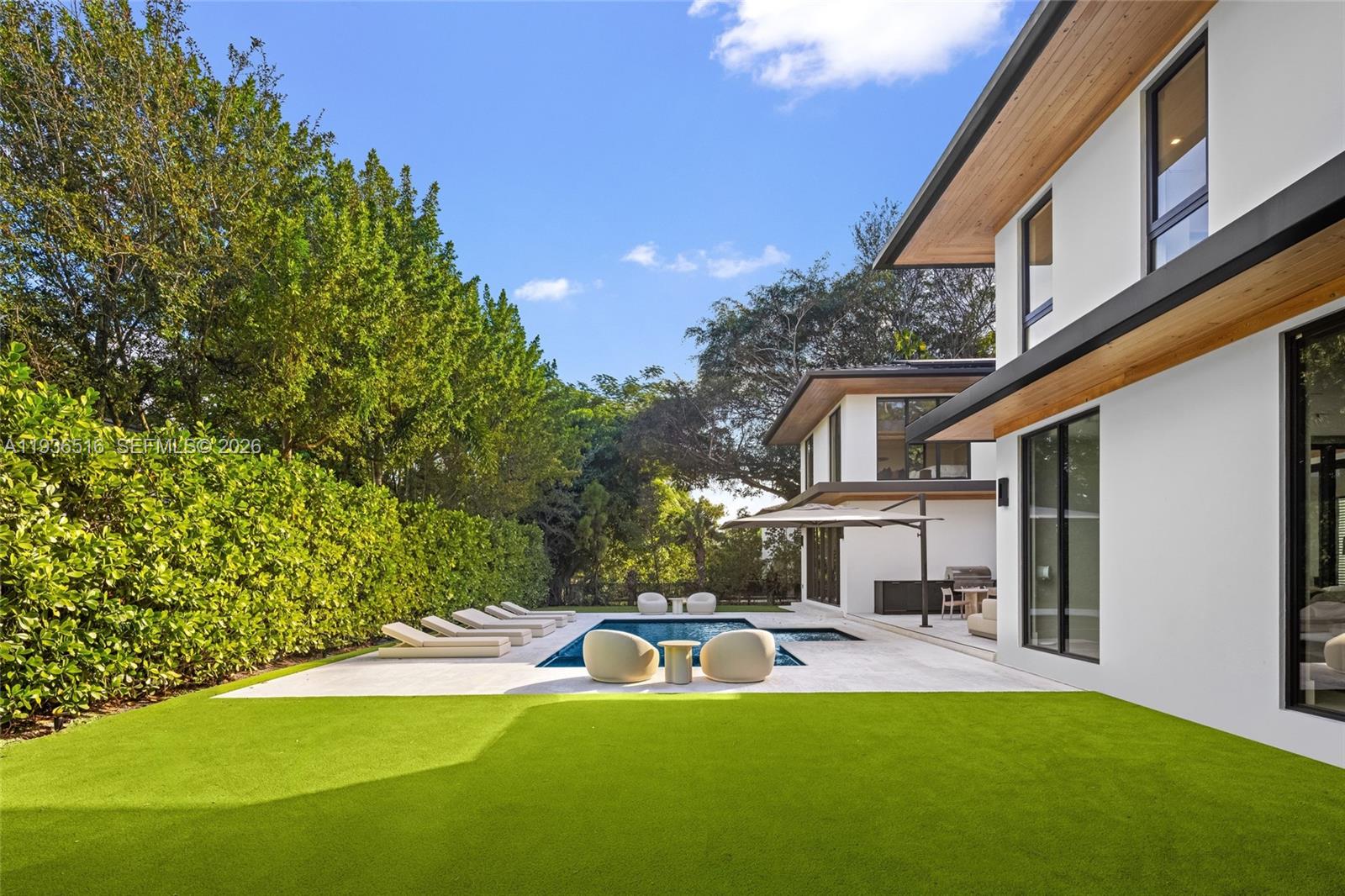 DAVIS OAKS - Residential