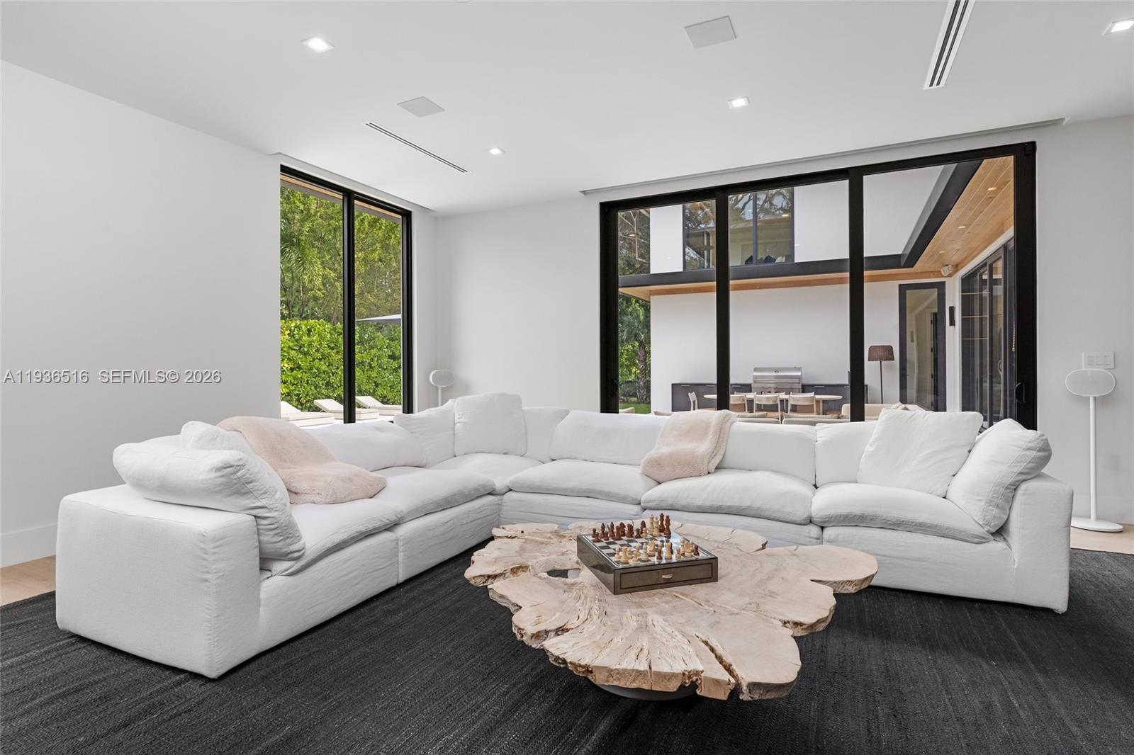 DAVIS OAKS - Residential