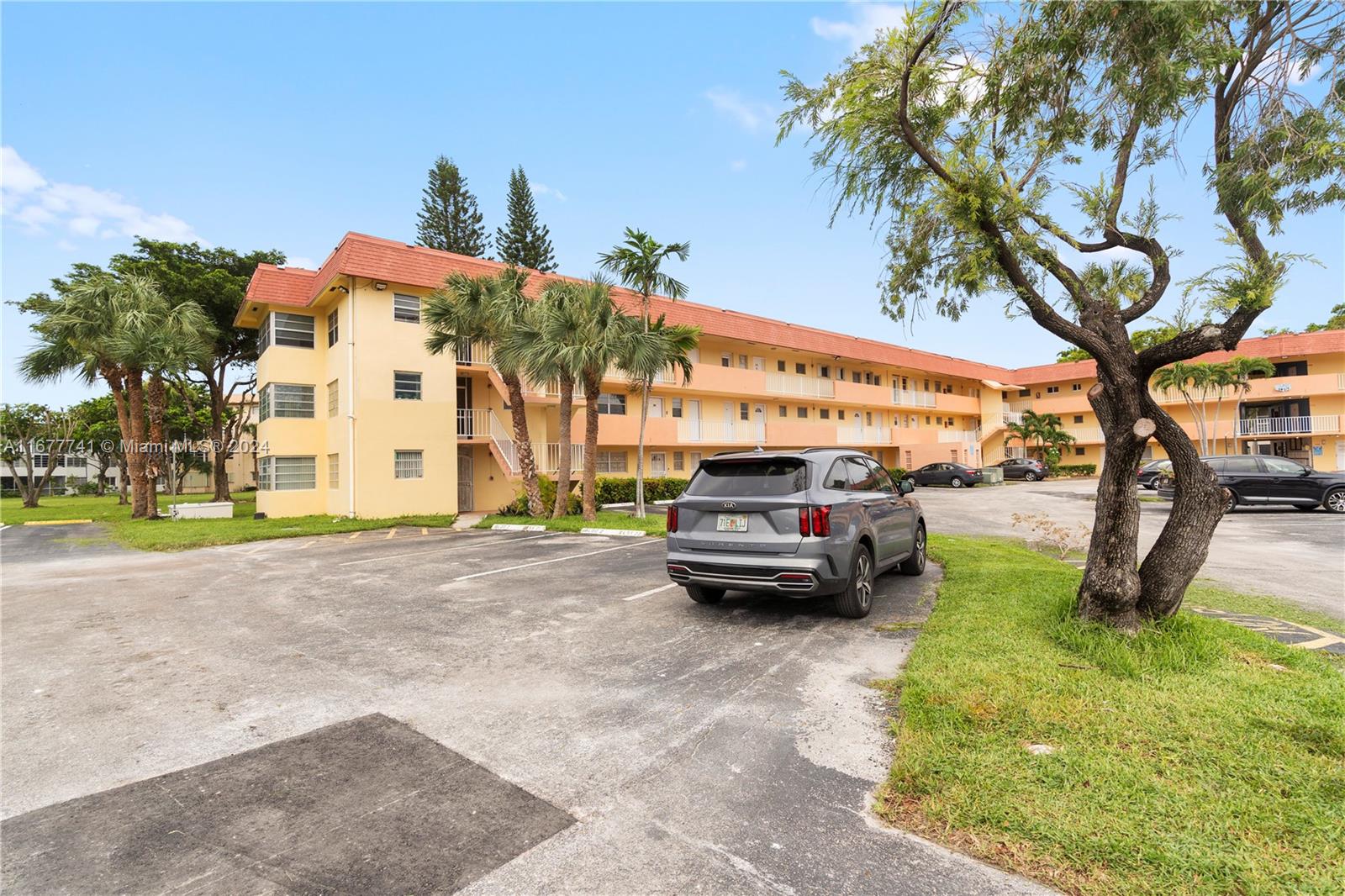 Property for Sale at 1540 Ne 191st St 345, Miami, Broward County, Florida - Bedrooms: 2 
Bathrooms: 2  - $229,000