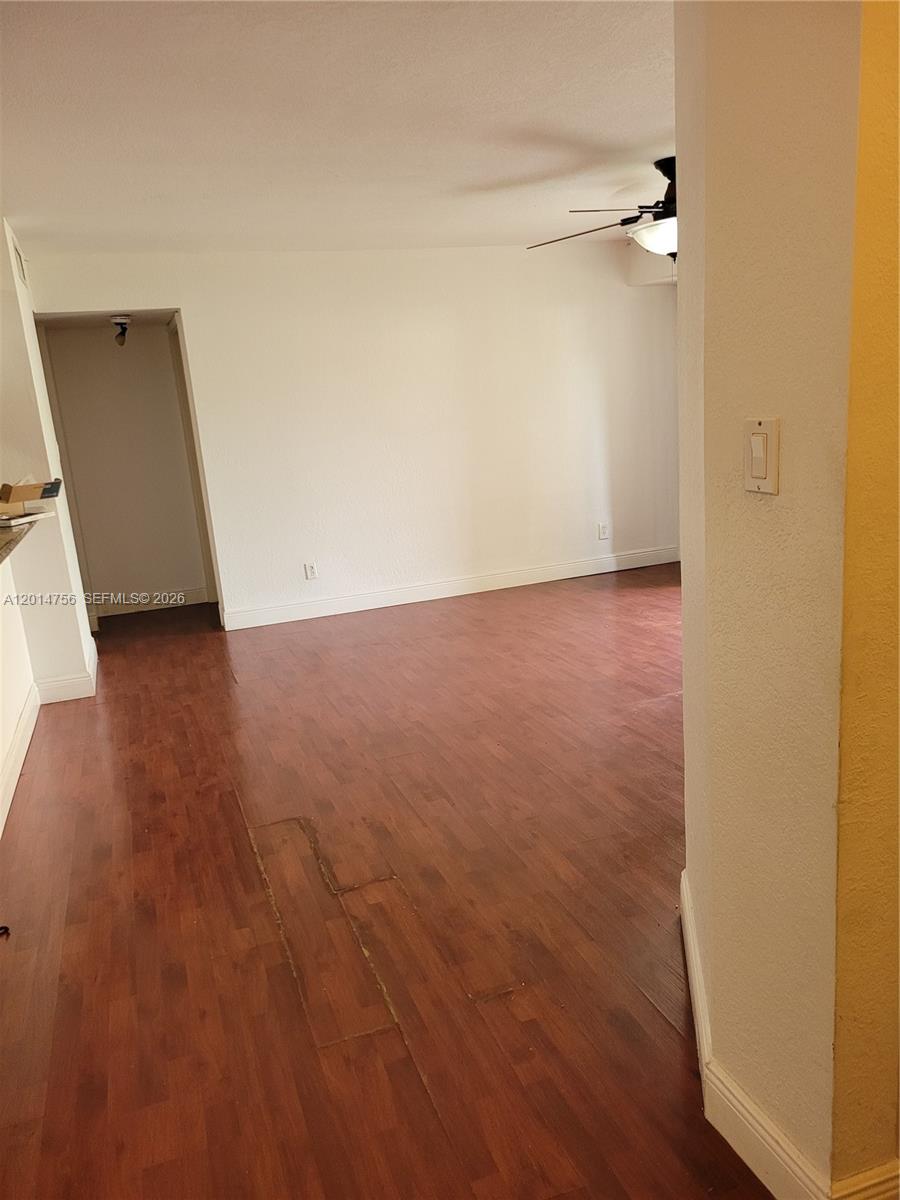 ROYAL PALM PLACE - Residential