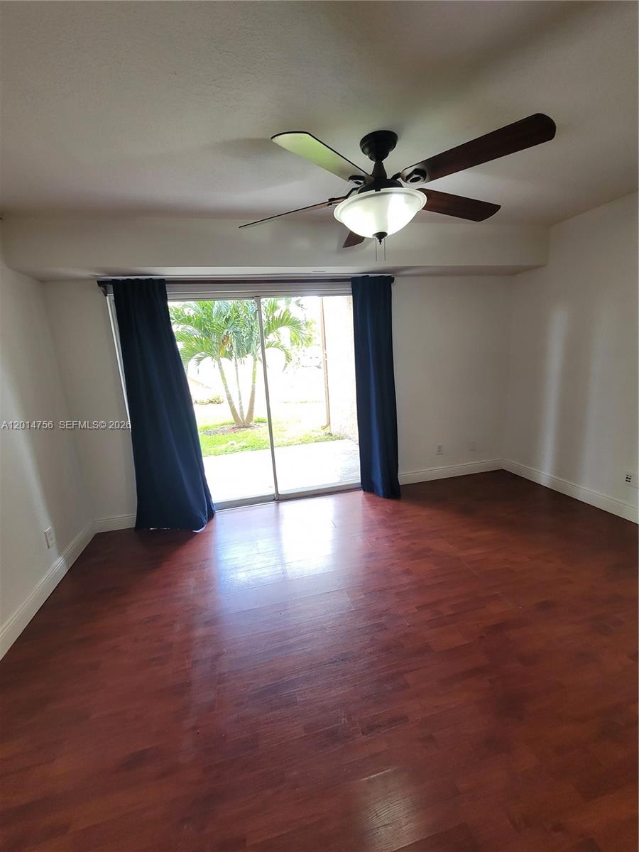 ROYAL PALM PLACE - Residential