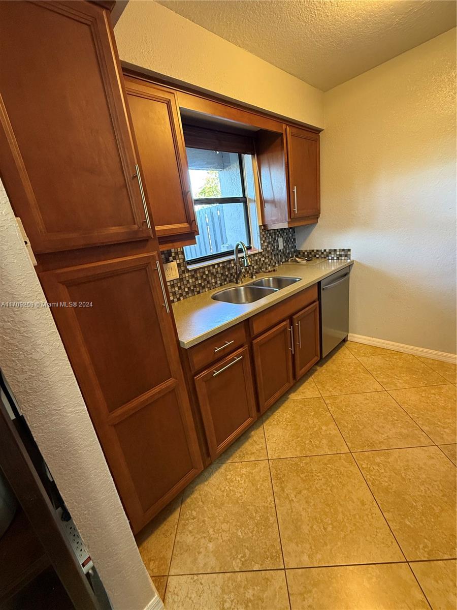 CANALAKE REPLAT - Residential Lease