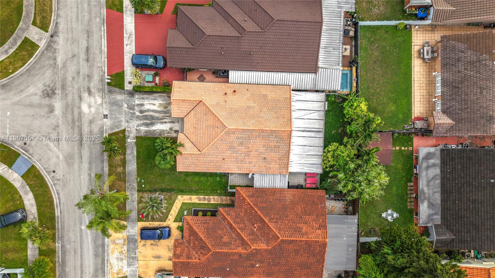 P A AT CORAL REEF - Residential