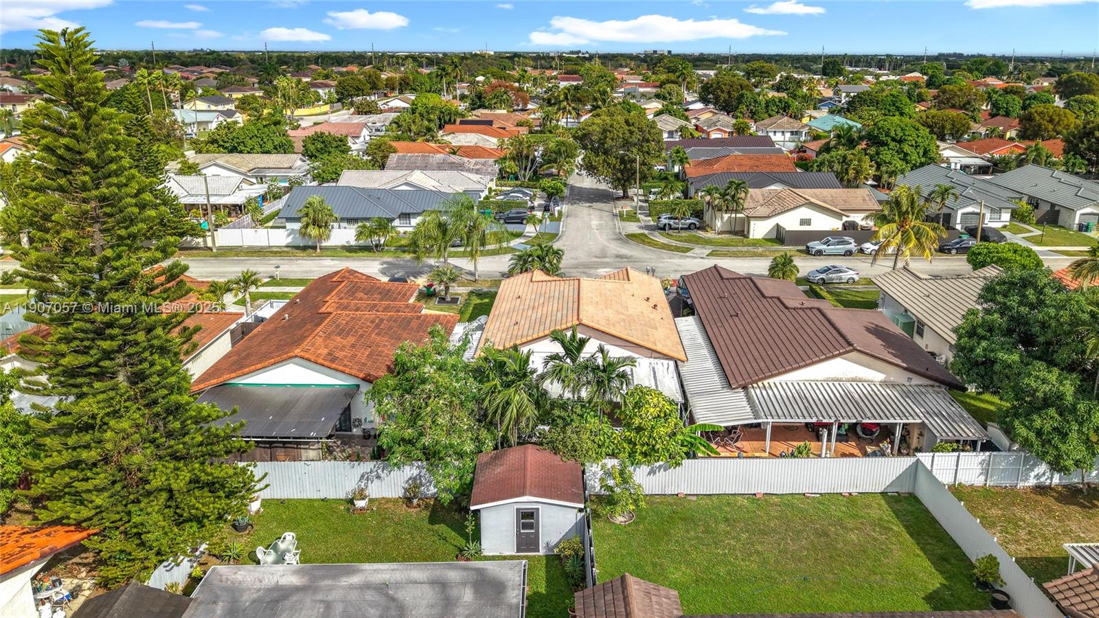 P A AT CORAL REEF - Residential