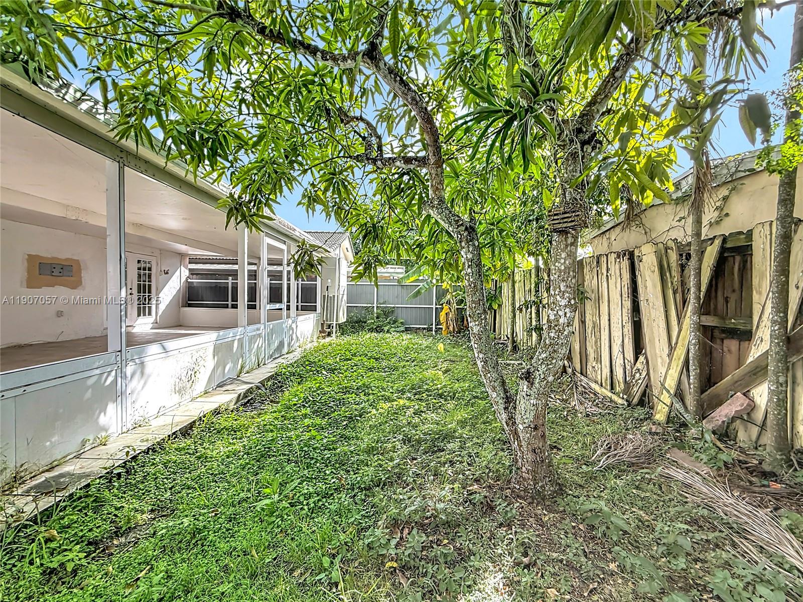 P A AT CORAL REEF - Residential