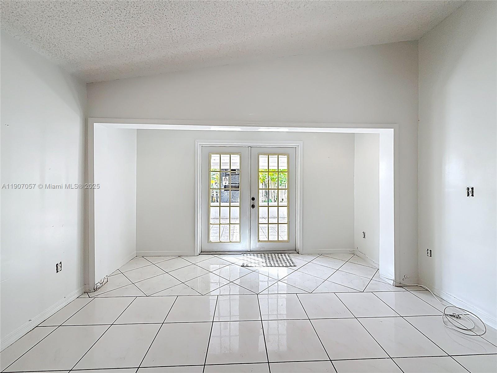 P A AT CORAL REEF - Residential