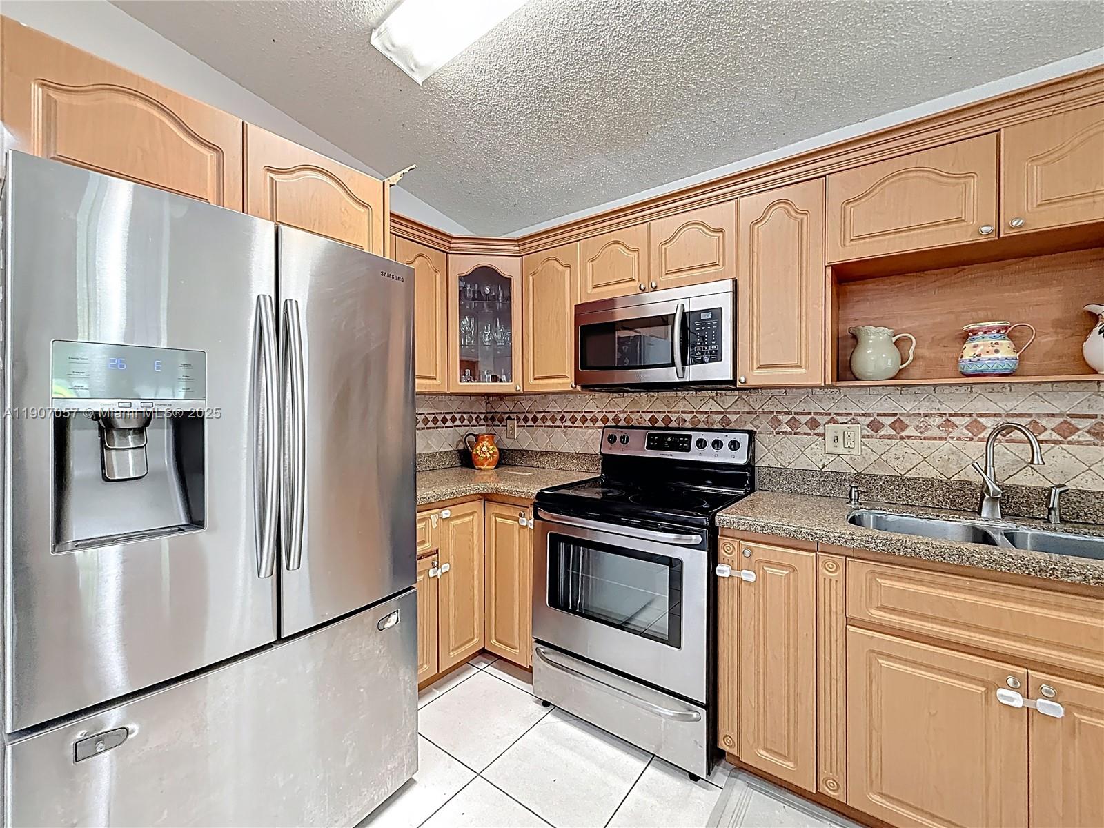 P A AT CORAL REEF - Residential