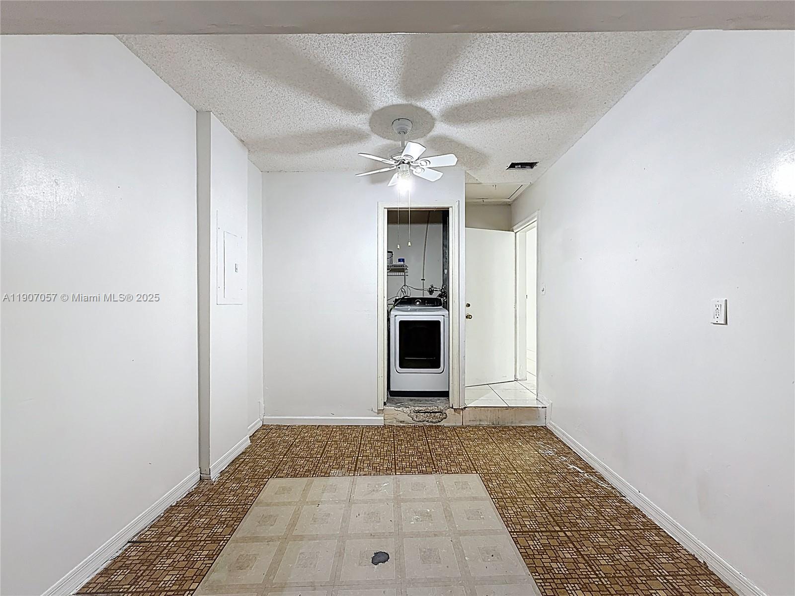 P A AT CORAL REEF - Residential