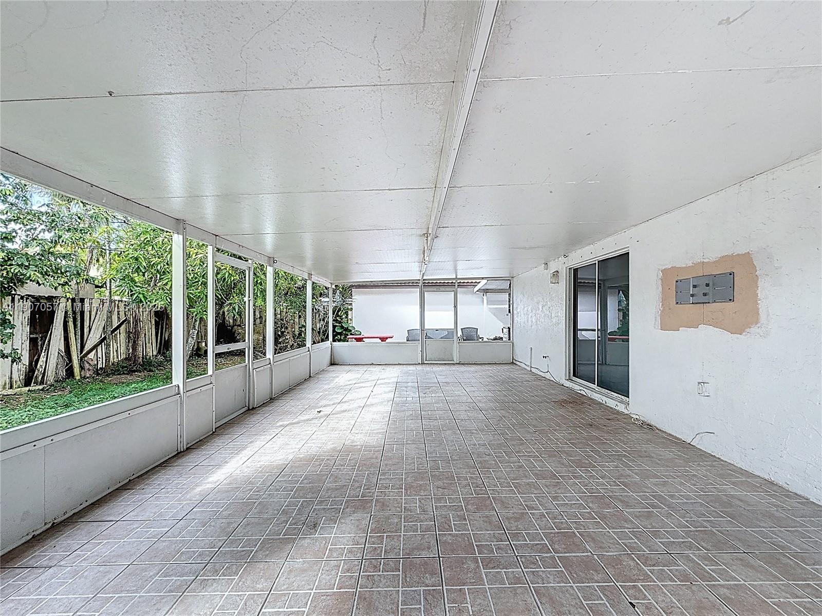 P A AT CORAL REEF - Residential