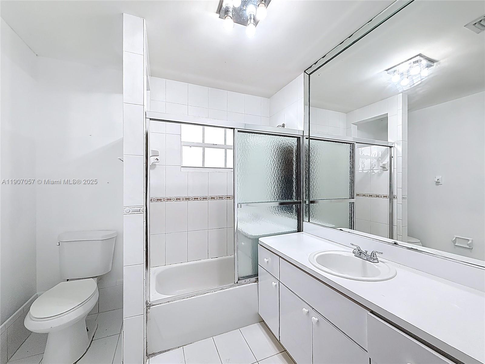 P A AT CORAL REEF - Residential